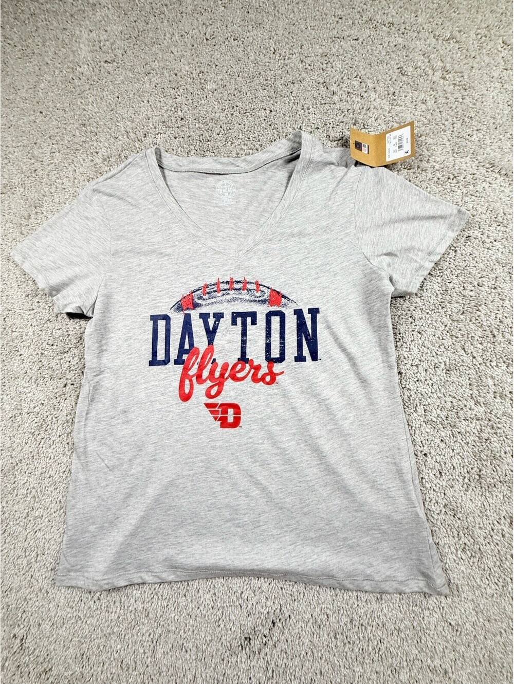 NWT Rivalry Threads Dayton Flyers Women’s T Shirt Size Medium Gray